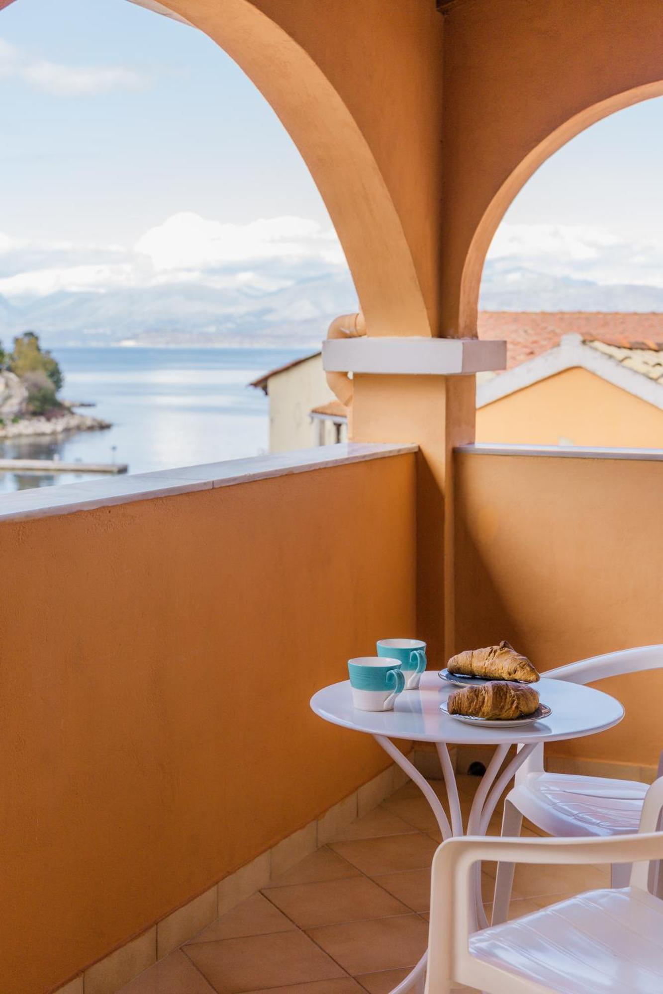 Porto Kassiopi Apartments 外观 照片